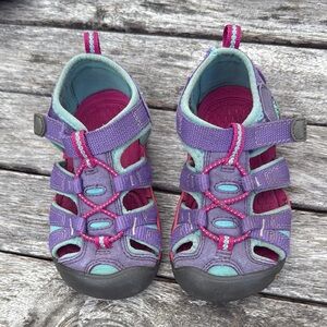 Keen Active Purple and Pink Sandals with Quick-Adjust Lacing